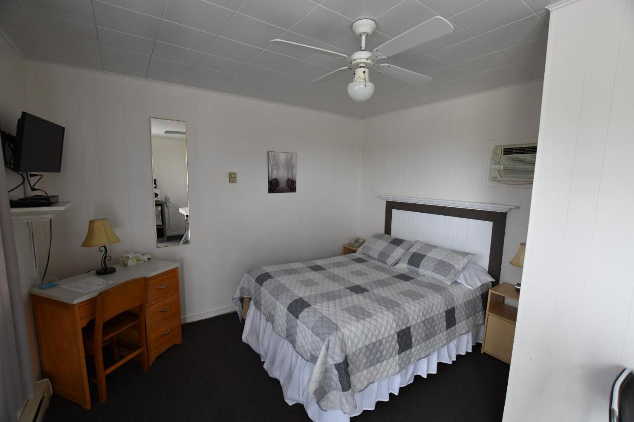 Motel Riviere Trois Pistoles Extérieur photo