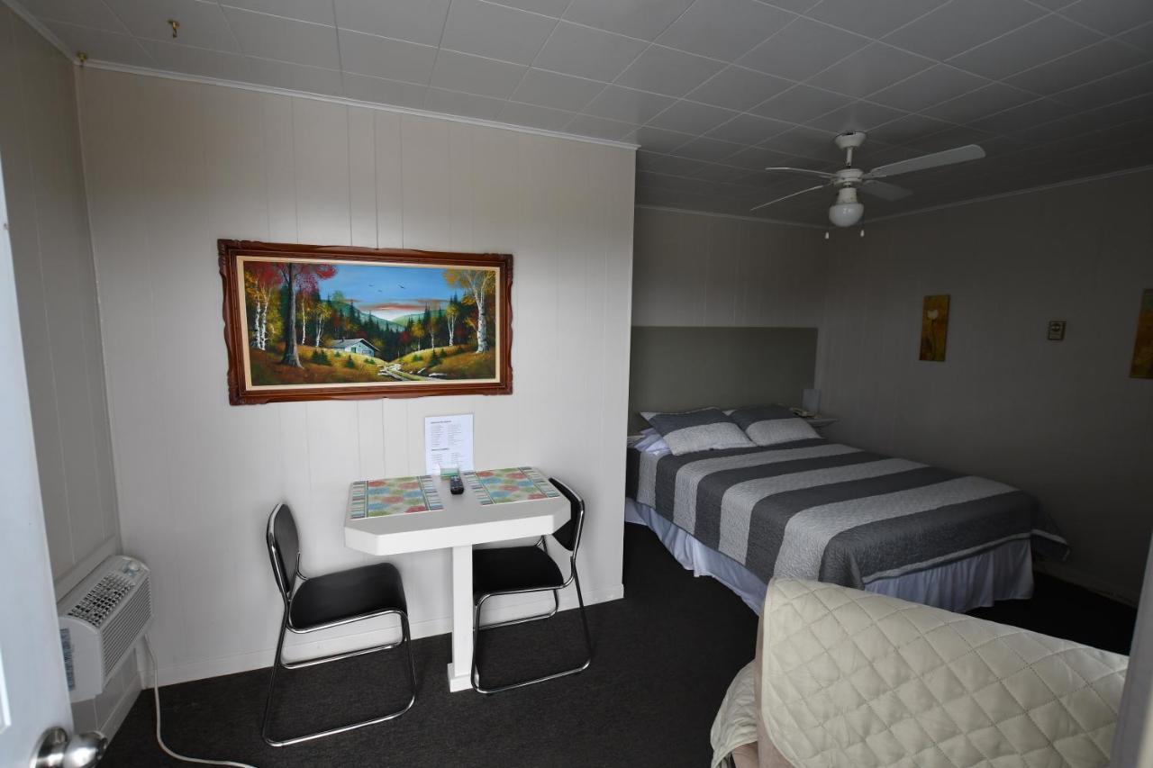 Motel Riviere Trois Pistoles Extérieur photo